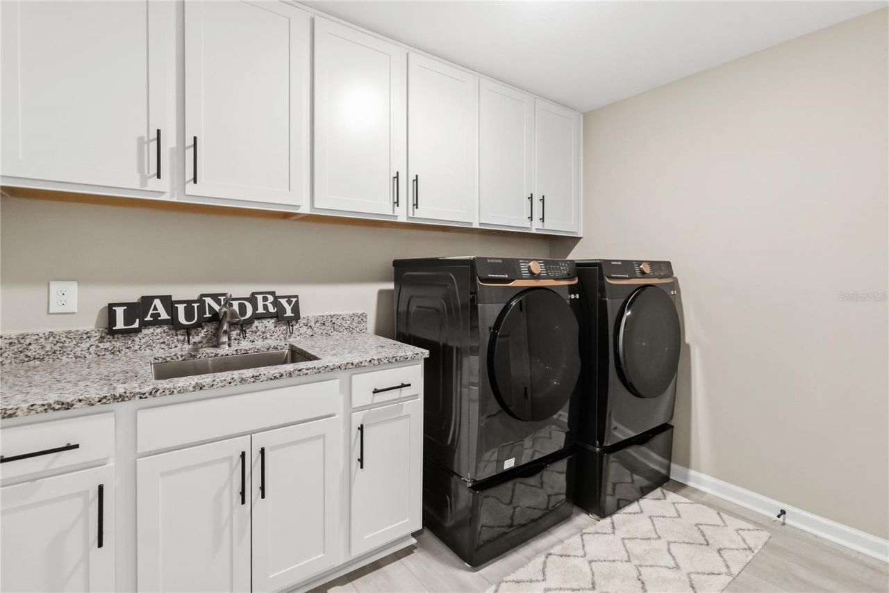10105 Spring Lake Drive , Clermont, FL 34711 Photo