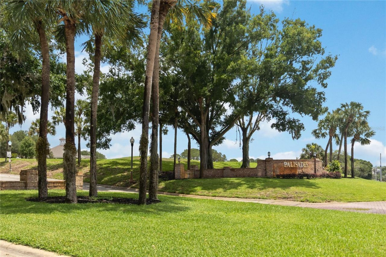 10105 Spring Lake Drive , Clermont, FL 34711 Photo