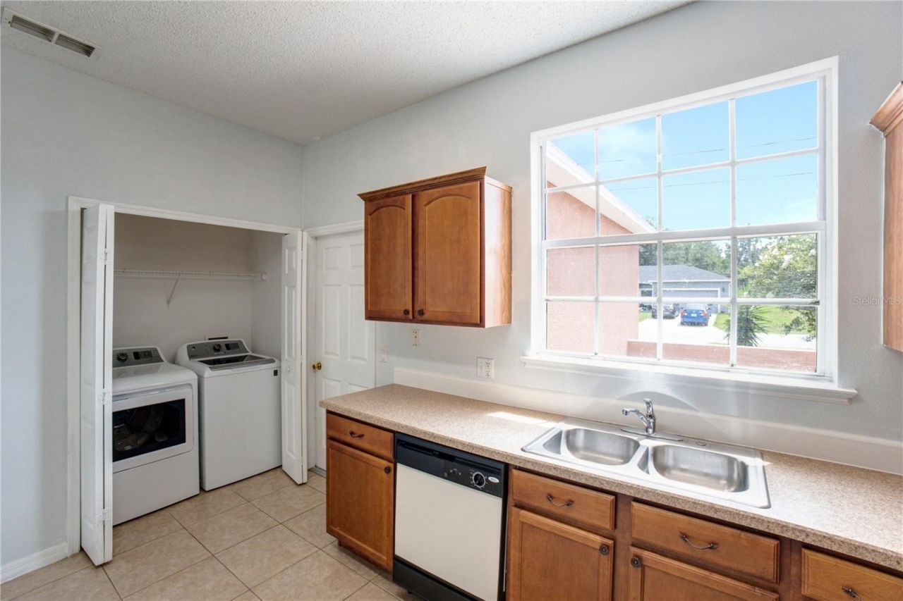 457 Rio Grande Lane, Kissimmee, FL 34759 Photo