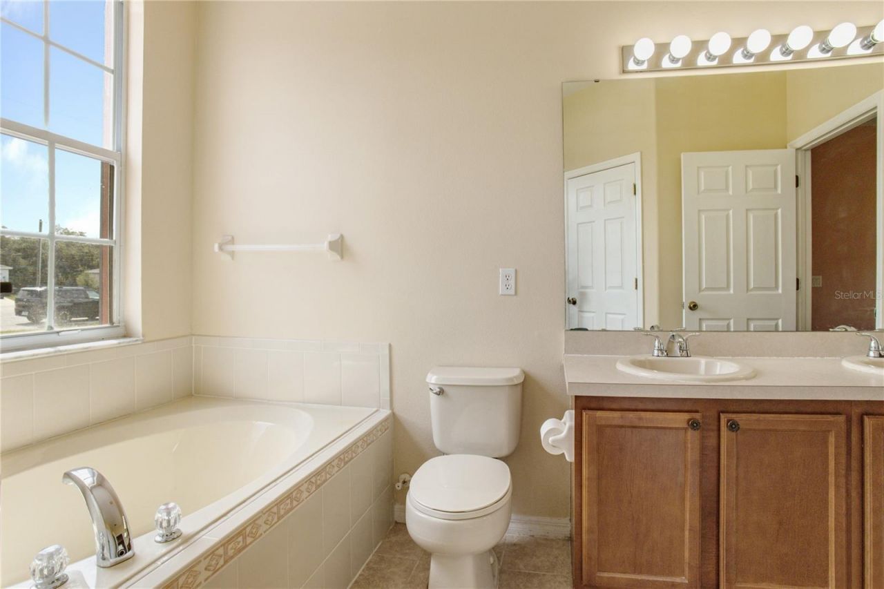 457 Rio Grande Lane, Kissimmee, FL 34759 Photo