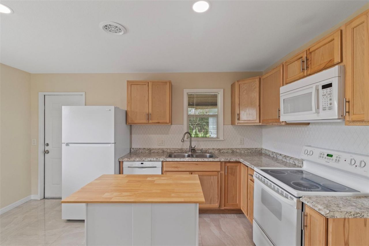 1407 Coral Ridge Drive, Punta Gorda, FL 33950 Photo