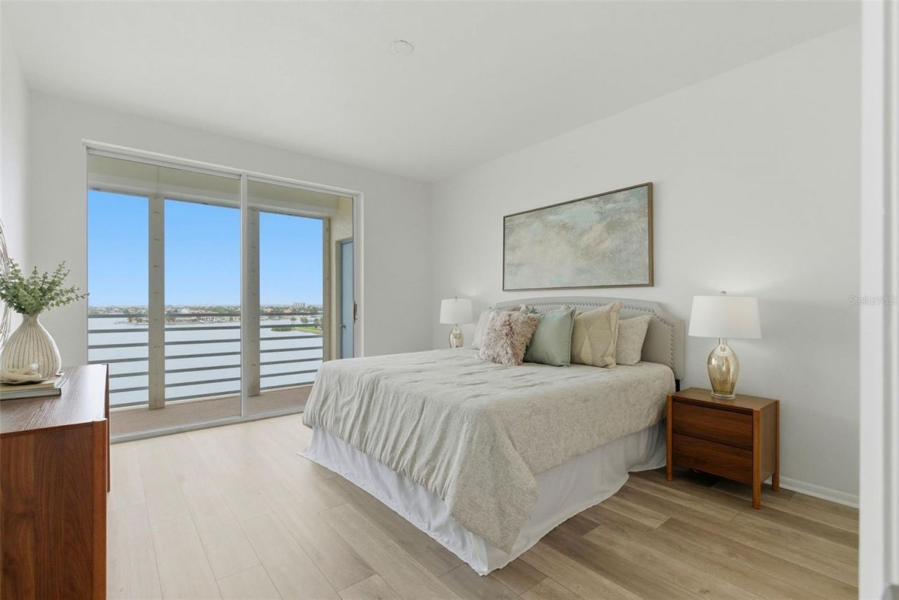 7932 Sailboat Key Boulevard S, Unit 701, South Pasadena, FL 33707 Photo