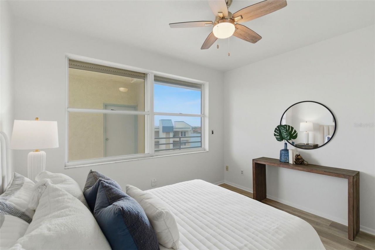 7932 Sailboat Key Boulevard S, Unit 701, South Pasadena, FL 33707 Photo