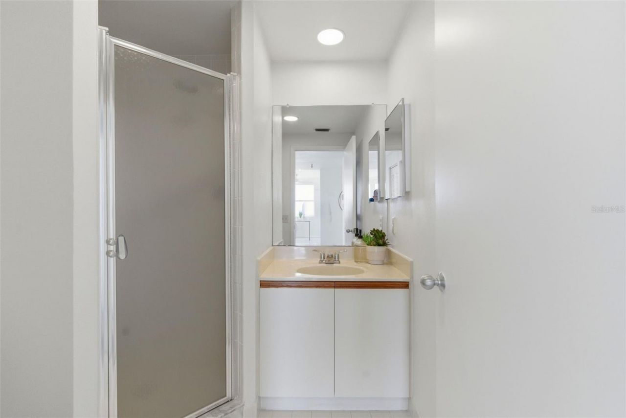 7932 Sailboat Key Boulevard S, Unit 701, South Pasadena, FL 33707 Photo
