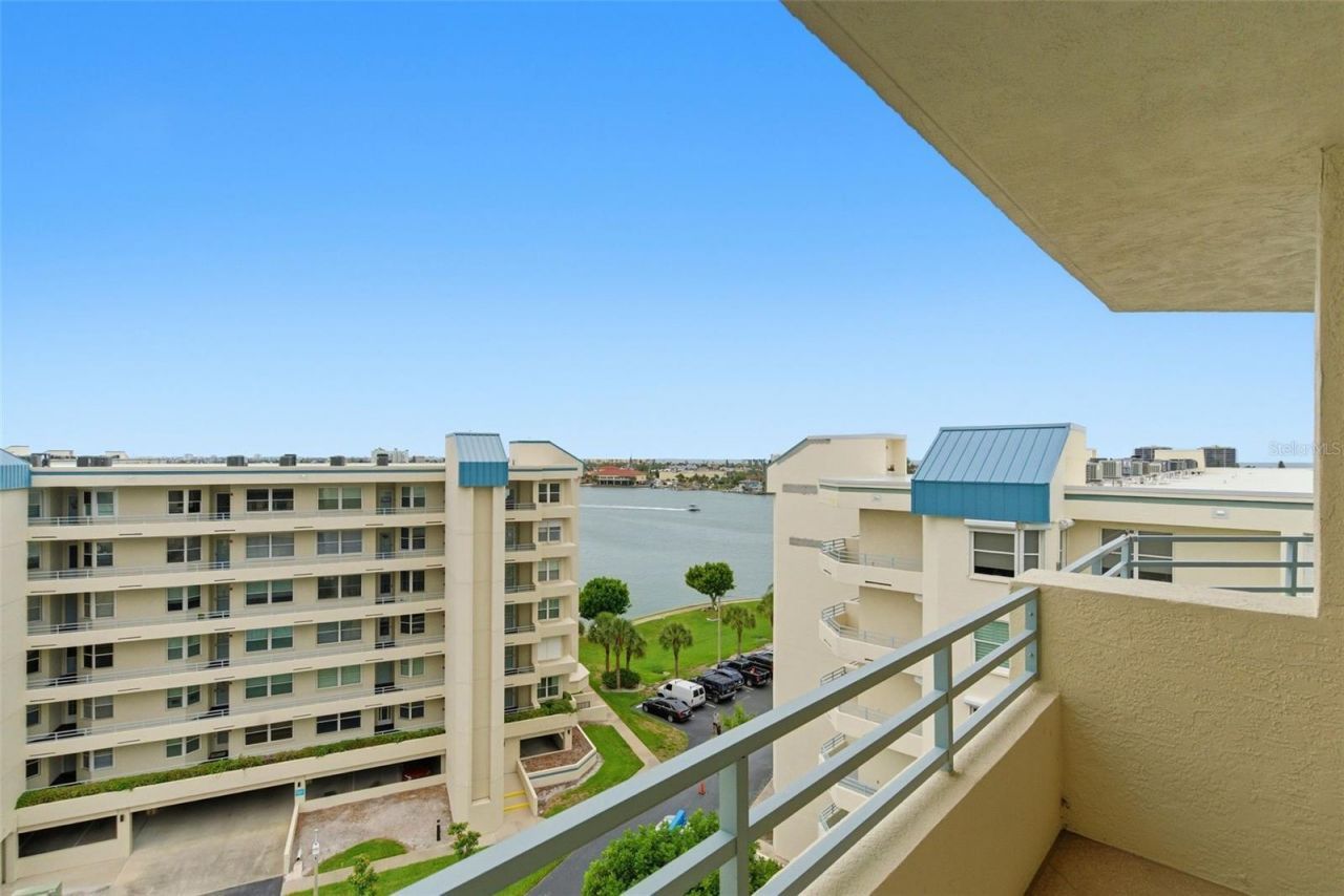 7932 Sailboat Key Boulevard S, Unit 701, South Pasadena, FL 33707 Photo