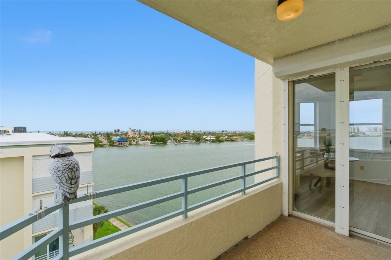 7932 Sailboat Key Boulevard S, Unit 701, South Pasadena, FL 33707 Photo