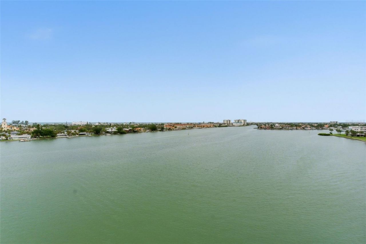 7932 Sailboat Key Boulevard S, Unit 701, South Pasadena, FL 33707 Photo