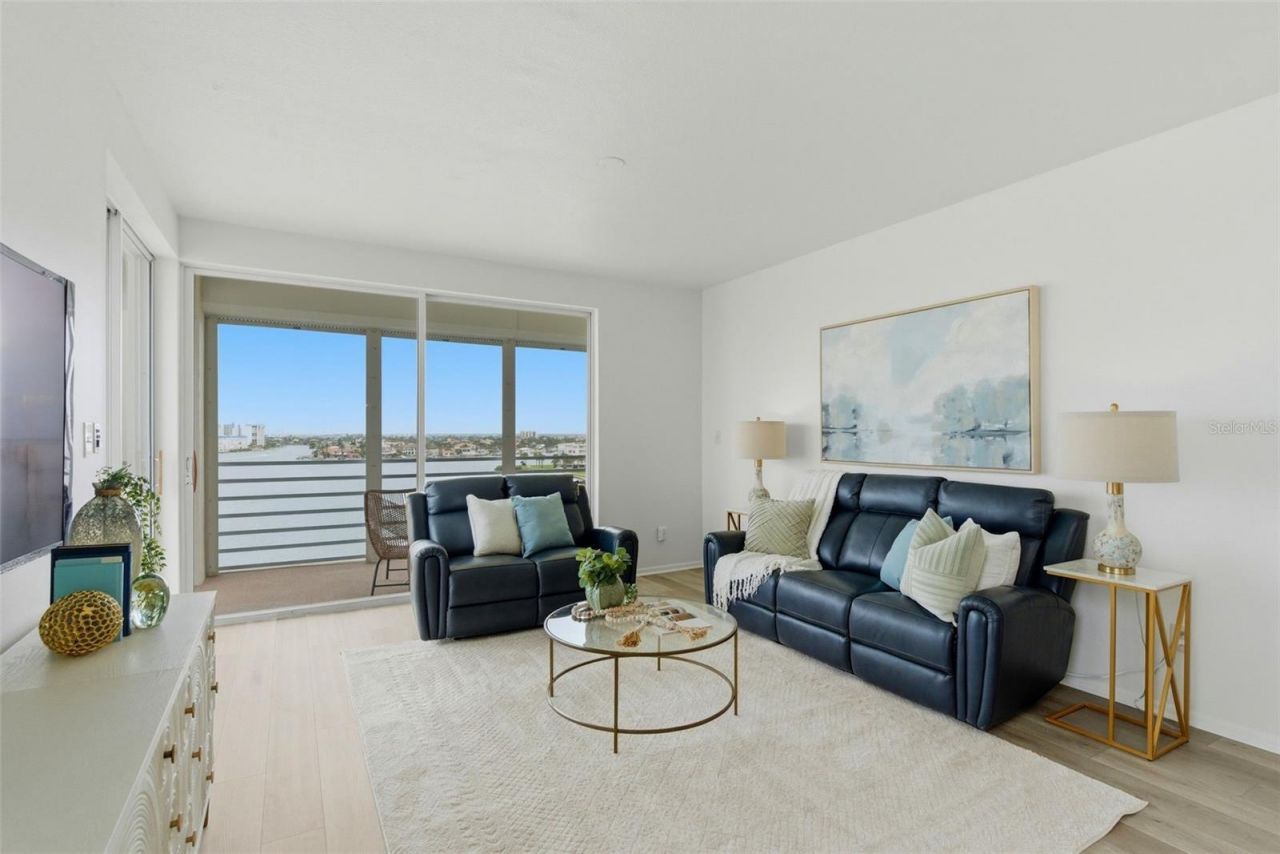 7932 Sailboat Key Boulevard S, Unit 701, South Pasadena, FL 33707 Photo