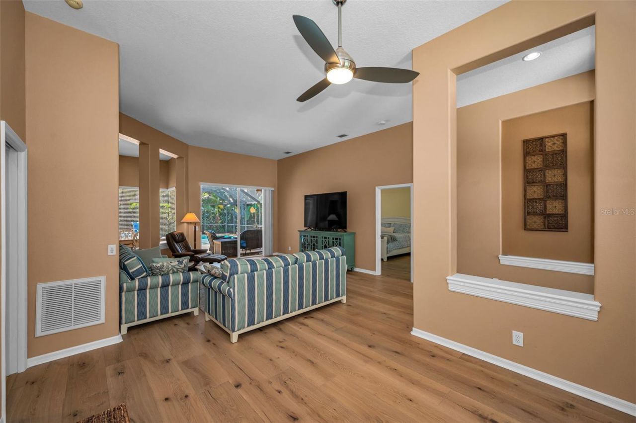 5287 Kernwood Court, Palm Harbor, FL 34685 Photo