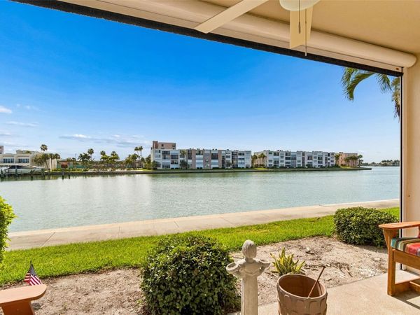 7540 BAY ISLAND DRIVE S, Unit 162, SOUTH PASADENA, FL 33707