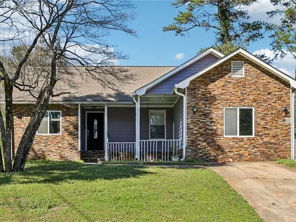 5375 Kirk Drive , Atlanta, GA 30349