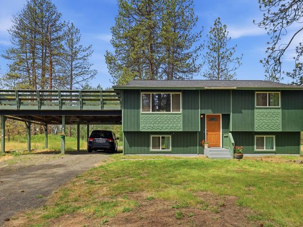 19716 S Cheney Plaza Rd, Cheney, WA 99004