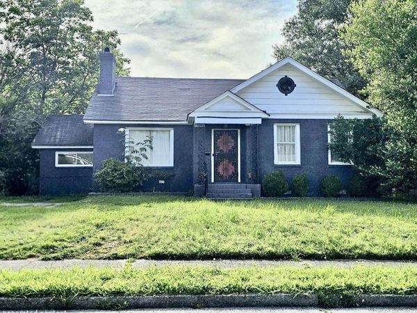 930 EAST DR, Memphis, TN 38108