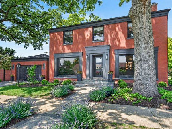 1900 N 77th Avenue , Elmwood Park, IL 60707