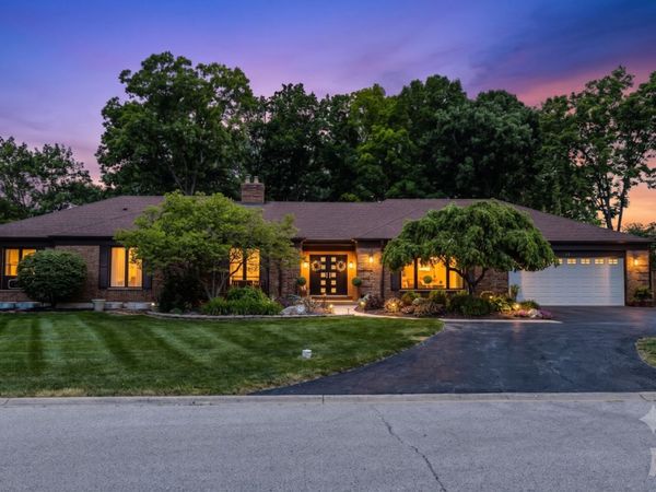 140 Janis Court, Wood Dale, IL 60191
