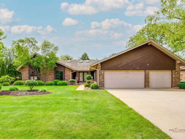 204 Linden Road S, Prospect Heights, IL 60070