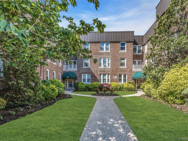 185 Atlantic Avenue , Unit A3, Lynbrook, NY 11563