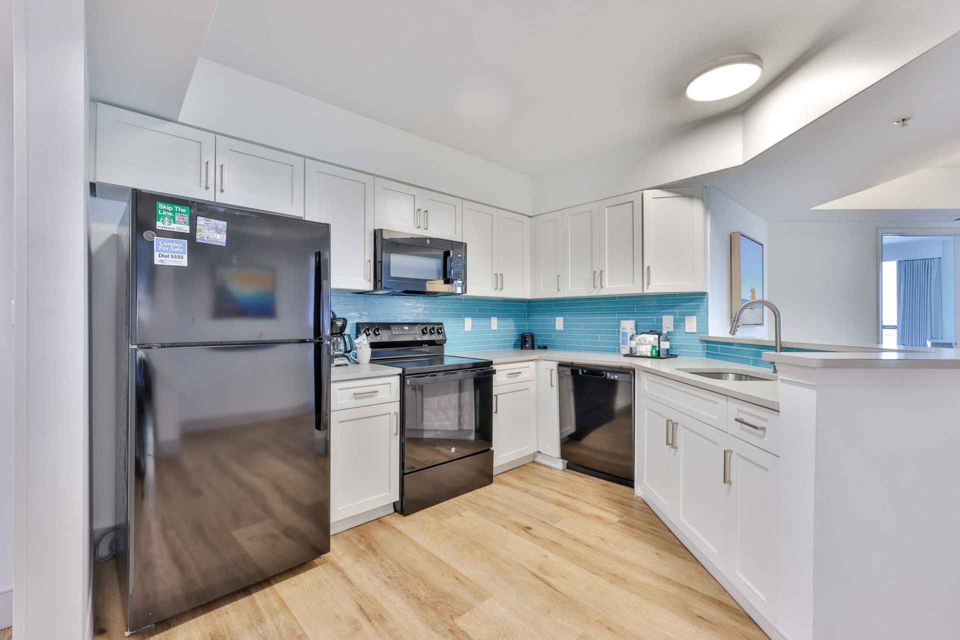 3000 N Ocean Blvd. N  Photo 18