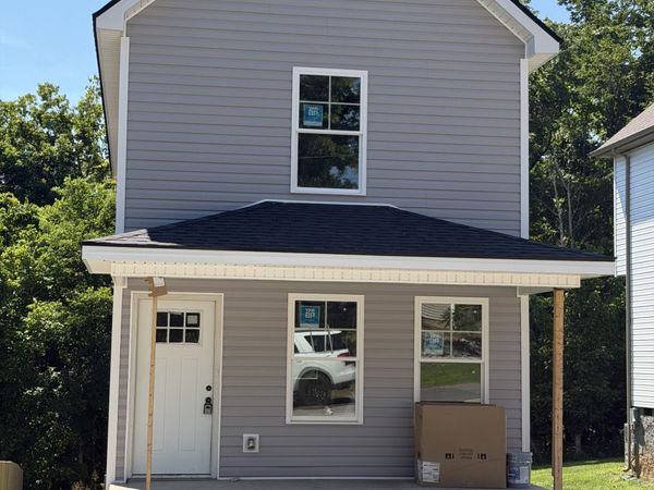 170 Oak St , Clarksville, TN 37042
