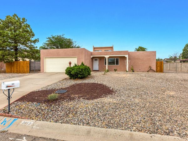3813 Lost Tree Road SE, Rio Rancho, NM 87124