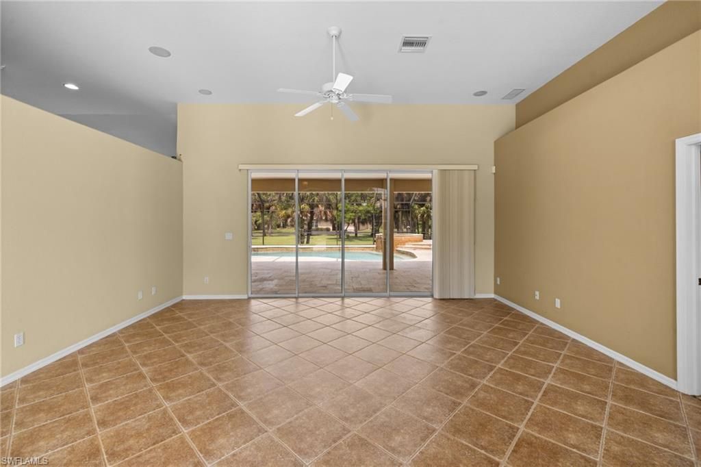 385 13th St Sw, Naples, FL 34117 Photo