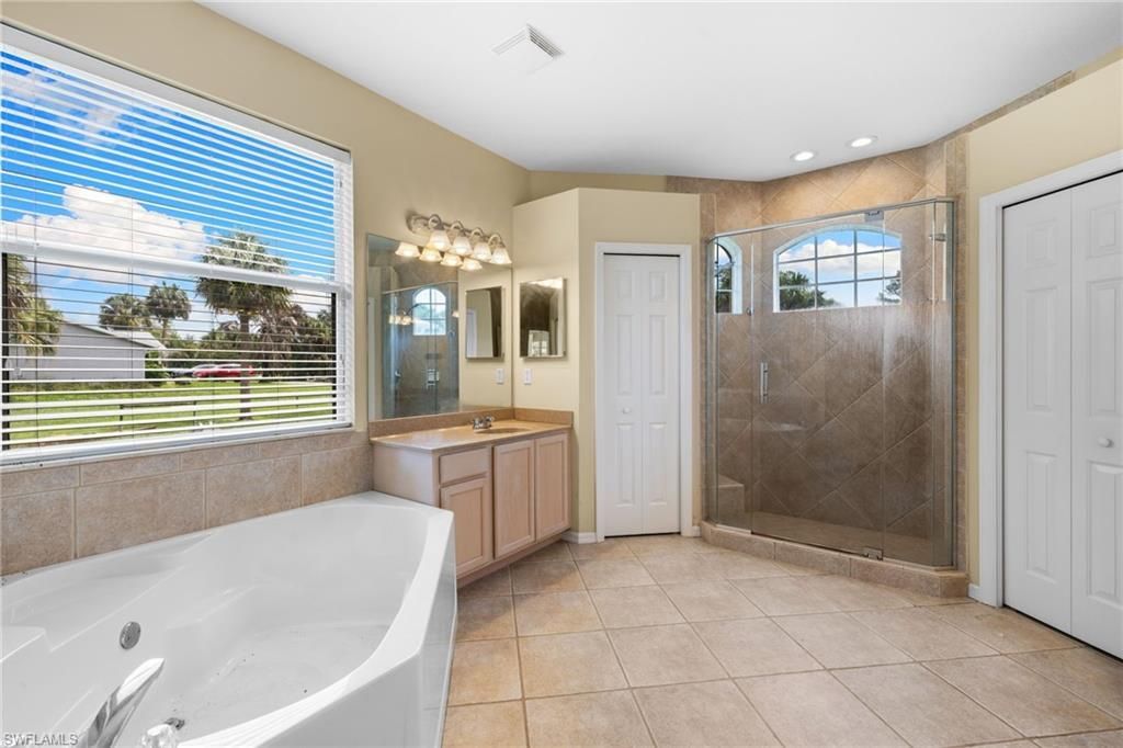 385 13th St Sw, Naples, FL 34117 Photo
