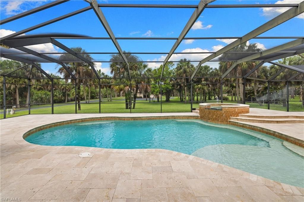 385 13th St Sw, Naples, FL 34117 Photo