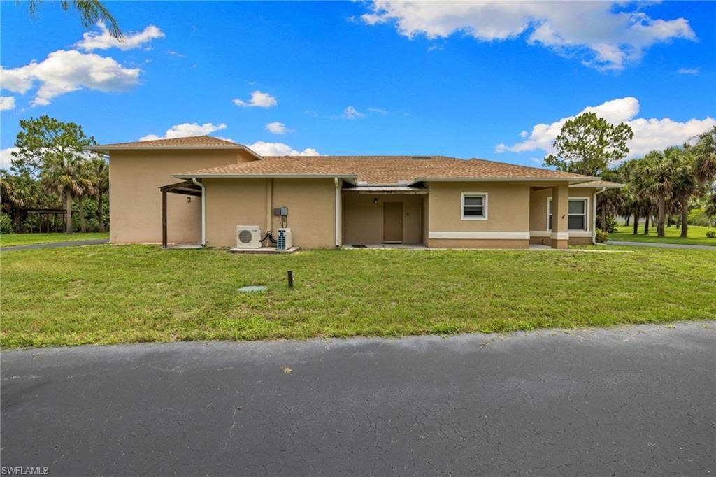 385 13th St Sw, Naples, FL 34117 Photo