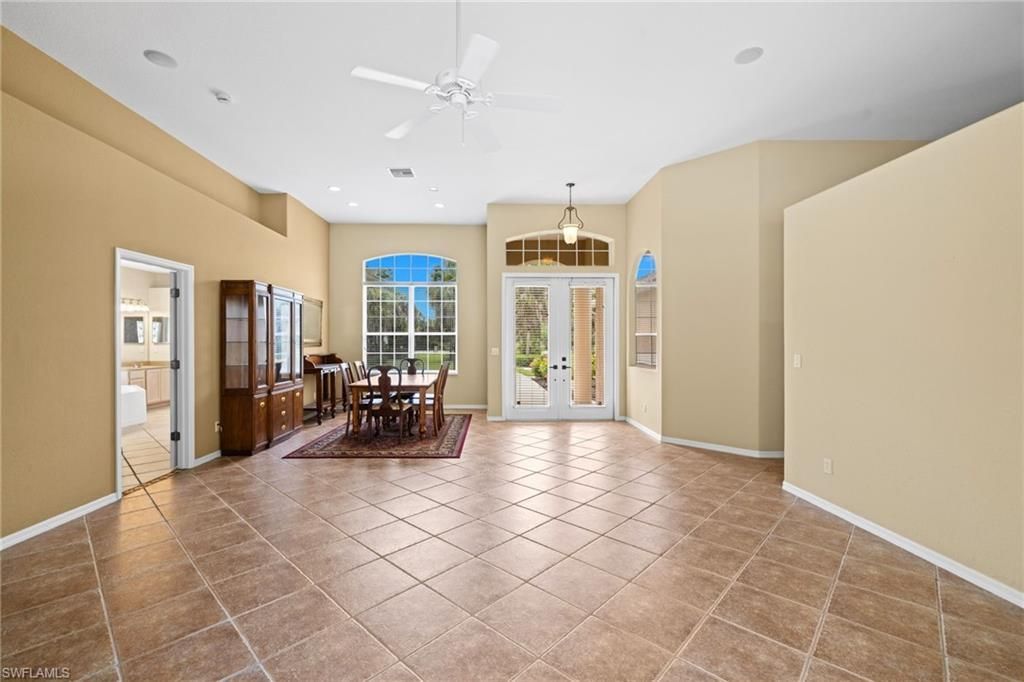 385 13th St Sw, Naples, FL 34117 Photo