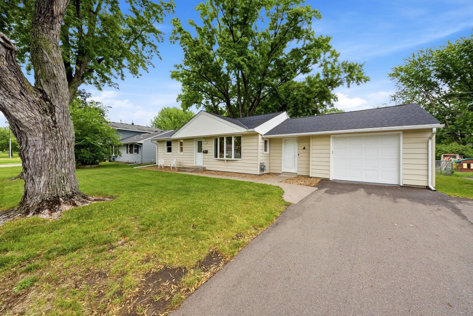 7521 12th Avenue S, Richfield, MN 55423 Main Photo