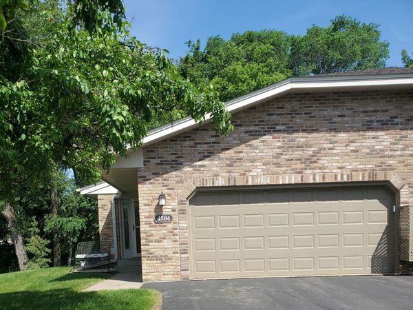 4504 Laramie Trail , Minnetonka, MN 55345