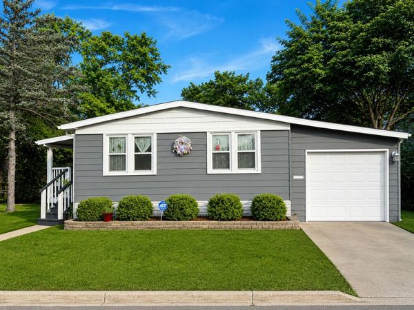 115 Tollview Road , Elgin, IL 60123