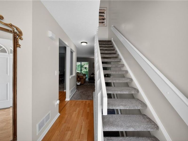1351 Meadow Run , Copley, OH 44321 Photo 4