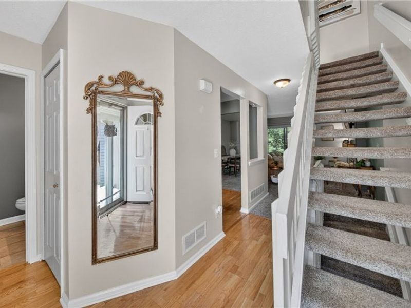 1351 Meadow Run , Copley, OH 44321 Photo 5