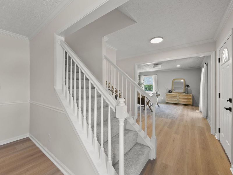 1075 Carousel Court, Westerville, OH 43081 Photo 4