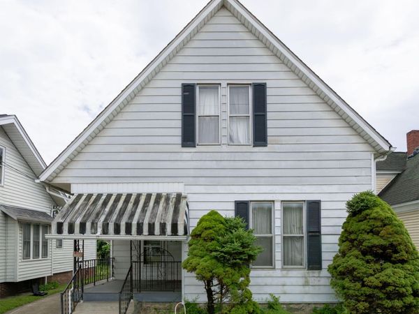 655 W Main Street , Newark, OH 43055