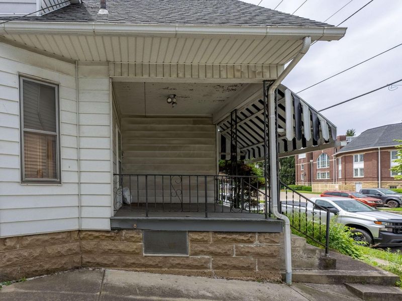655 W Main Street , Newark, OH 43055 Photo 35