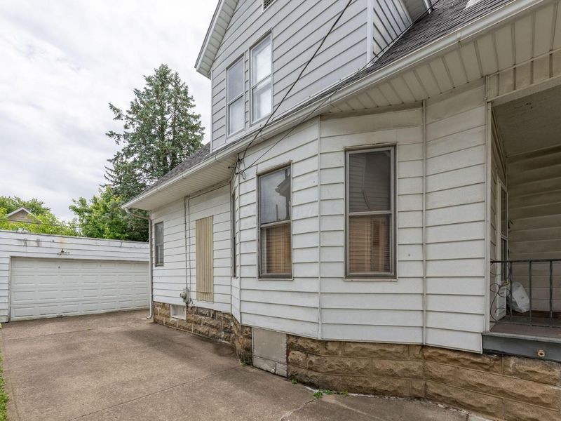 655 W Main Street , Newark, OH 43055 Photo 37