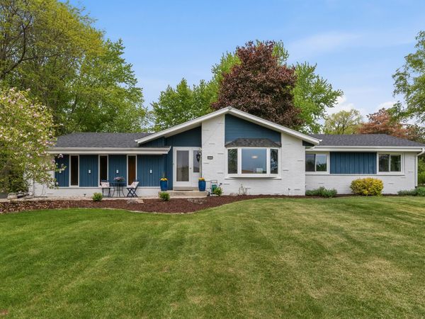11311 N St James Ln, Mequon, WI 53092