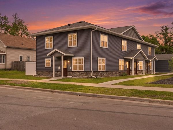 1032 Denton St, Unit 5, La Crosse, WI 54601