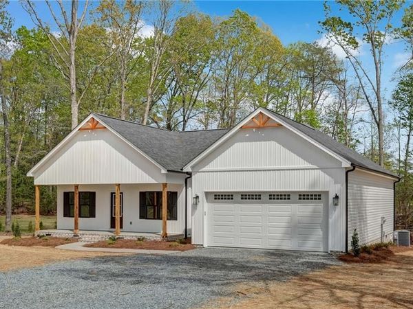 140 Bud Road , Reidsville, NC 27320