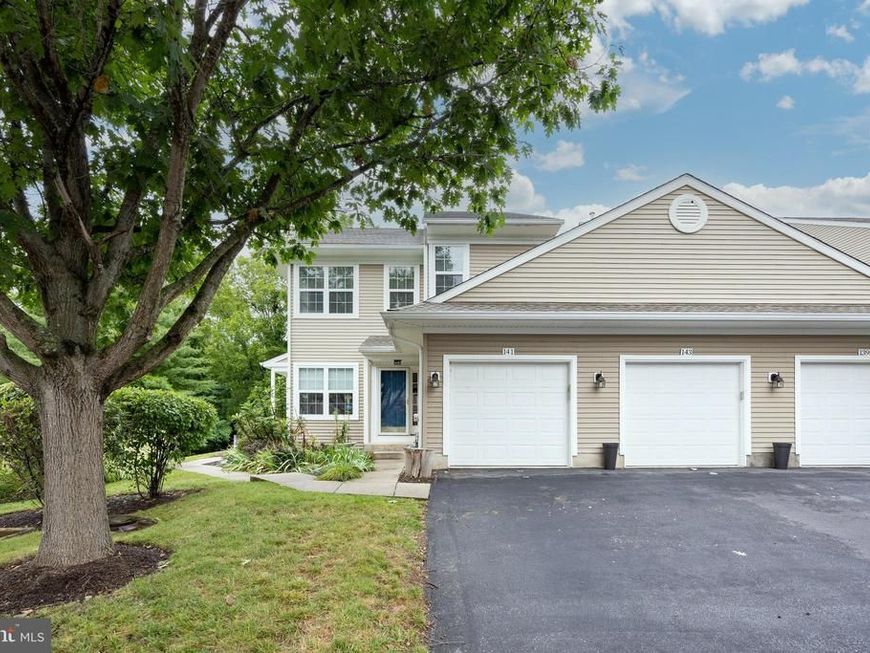 141 Stewarts Court, Unit 307, Phoenixville, PA 19460 Main Photo