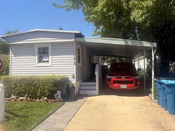 7410 MOSS LN , MANASSAS, VA 20111