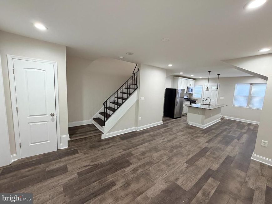 607 Cheraton Road, Baltimore, MD 21225 Main Photo