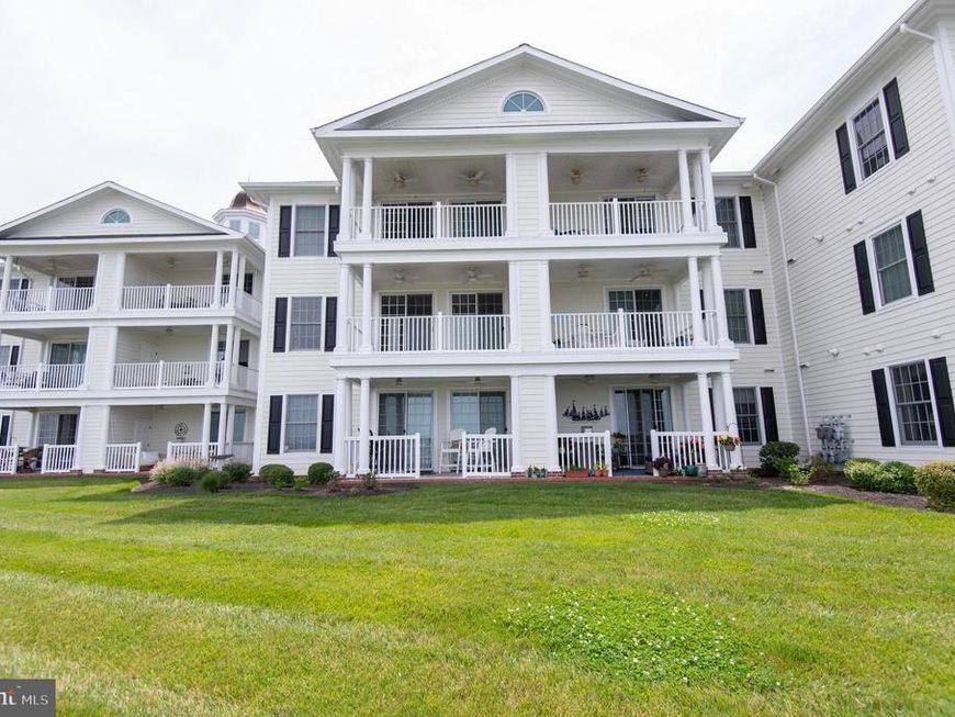 3 Oakley Street, Unit 202, Cambridge, MD 21613 Main Photo
