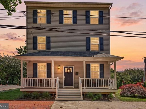 311 SAINT MARY STREET, BURLINGTON, NJ 08016