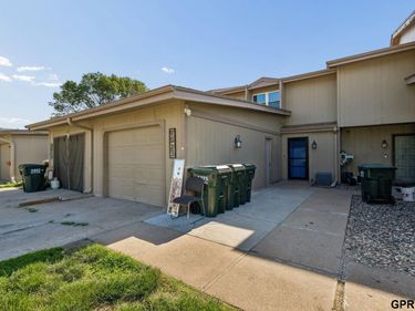 9023 Gary Circle, Omaha, NE 68138