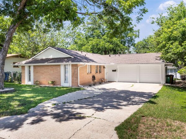 8800 Parkfield DR , Austin, TX 78758
