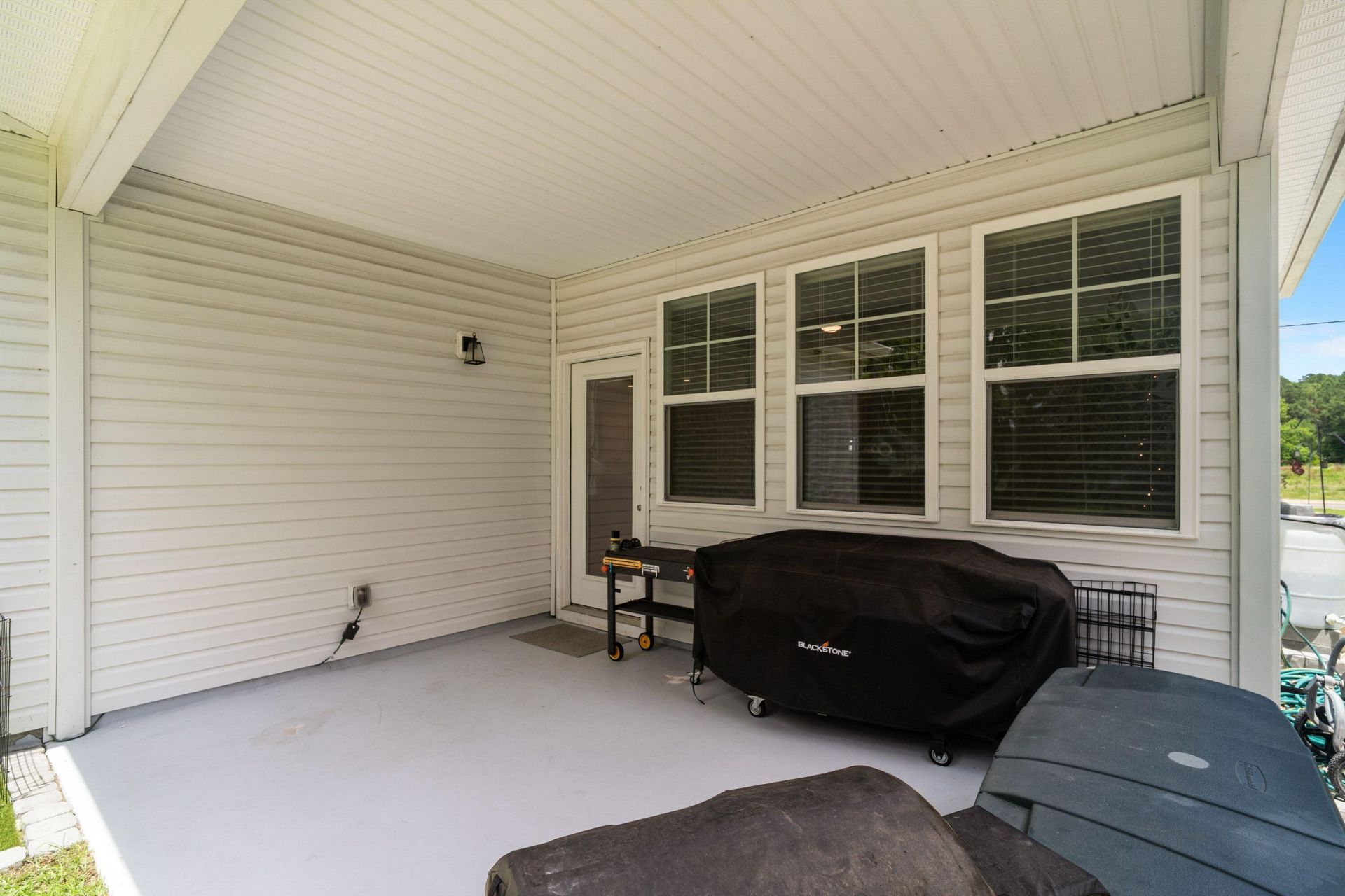 689 W Butternut Road Photo 39