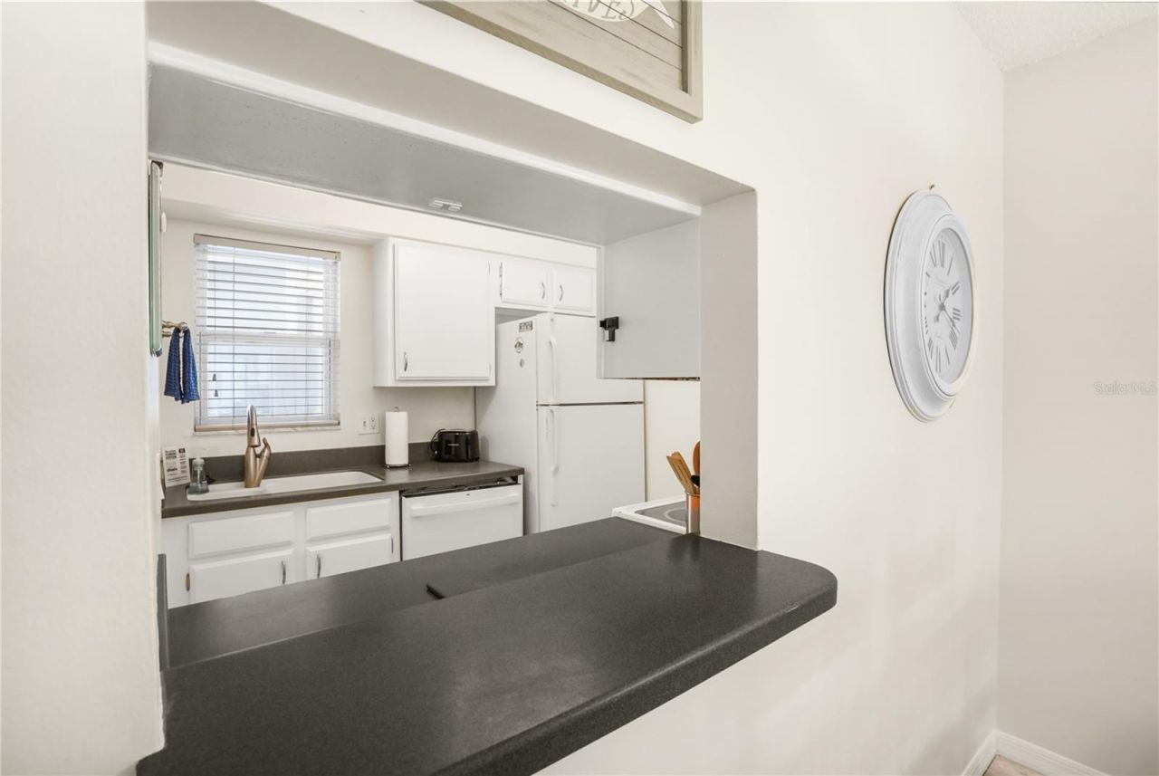 5673 Midnight Pass Road, Unit 201, Sarasota, FL 34242 Photo
